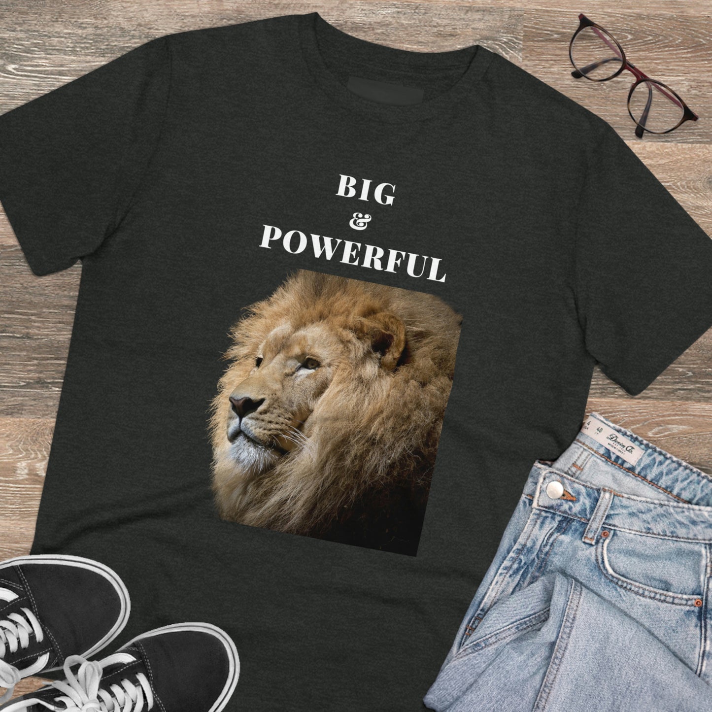 BIG & POWERFUL T-shirt