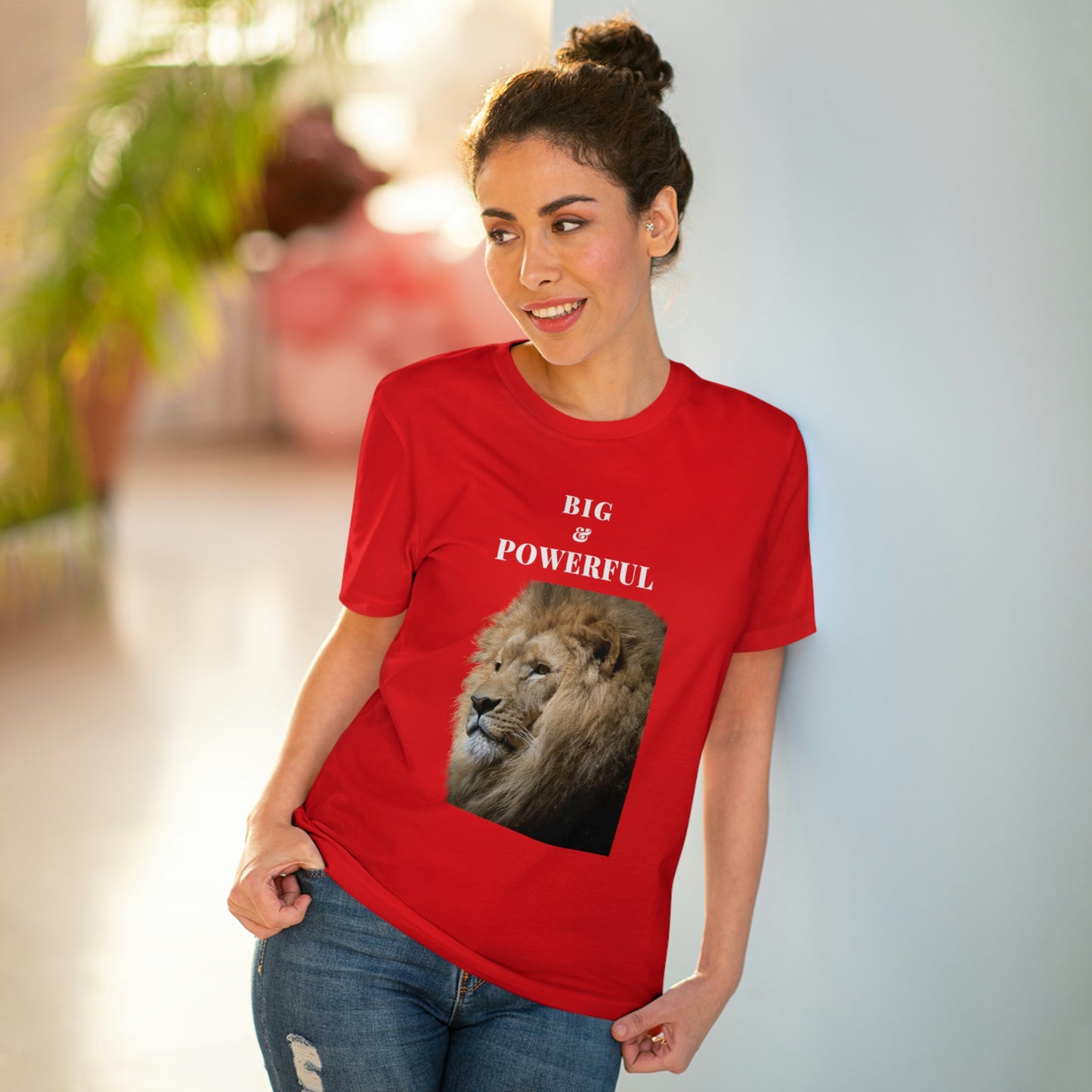 BIG & POWERFUL T-shirt